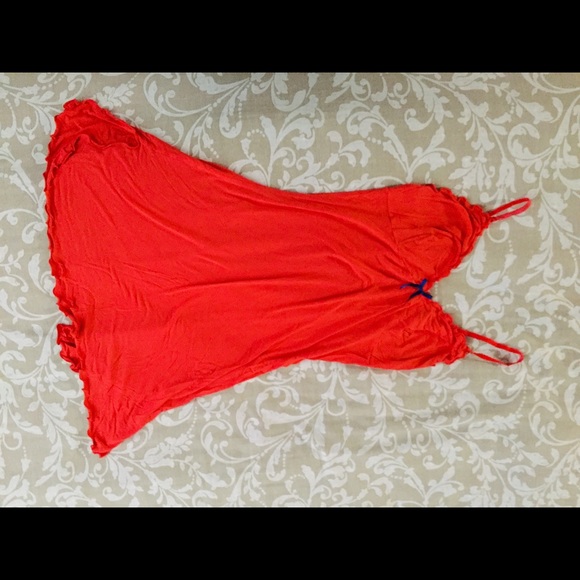 Gown - Picture 5 of 11